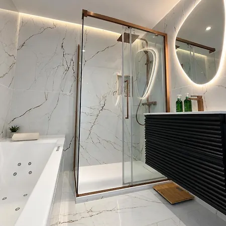 Victoria Palace Apartment Antibes